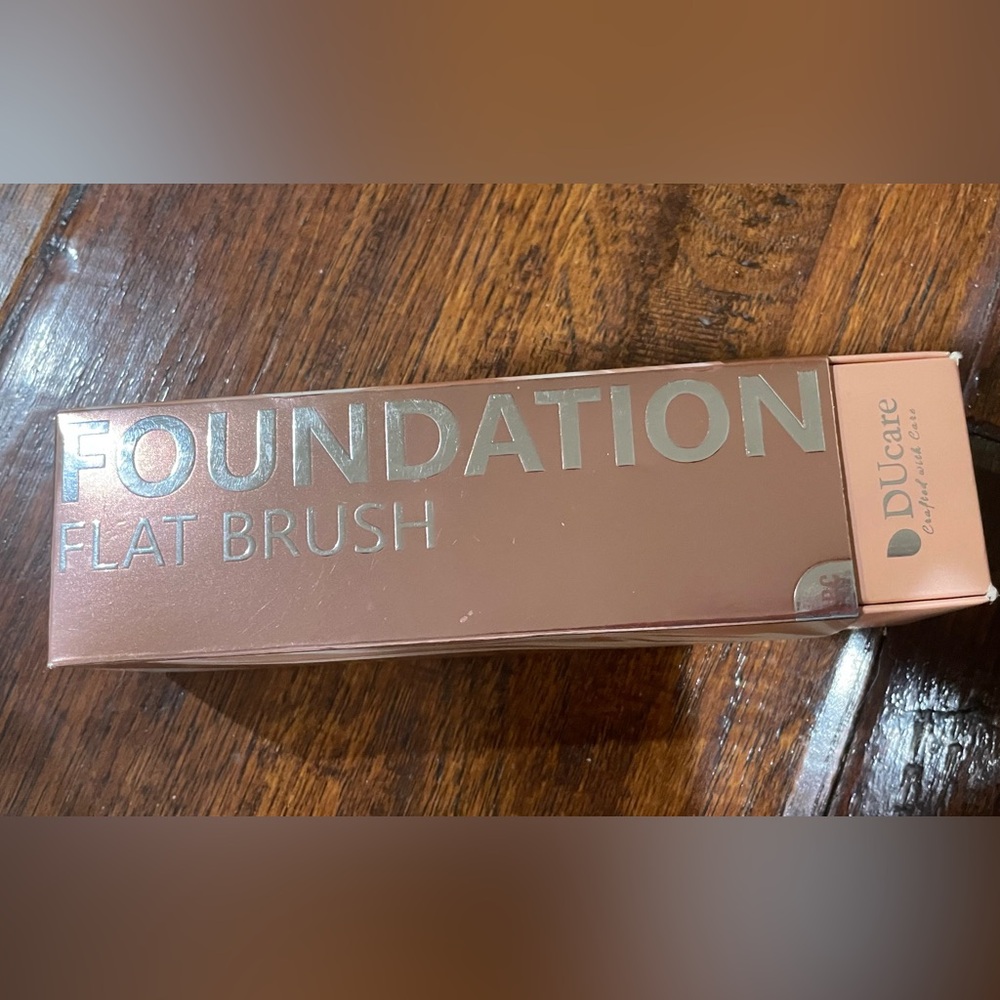 New DuCare Flat foundation brush
